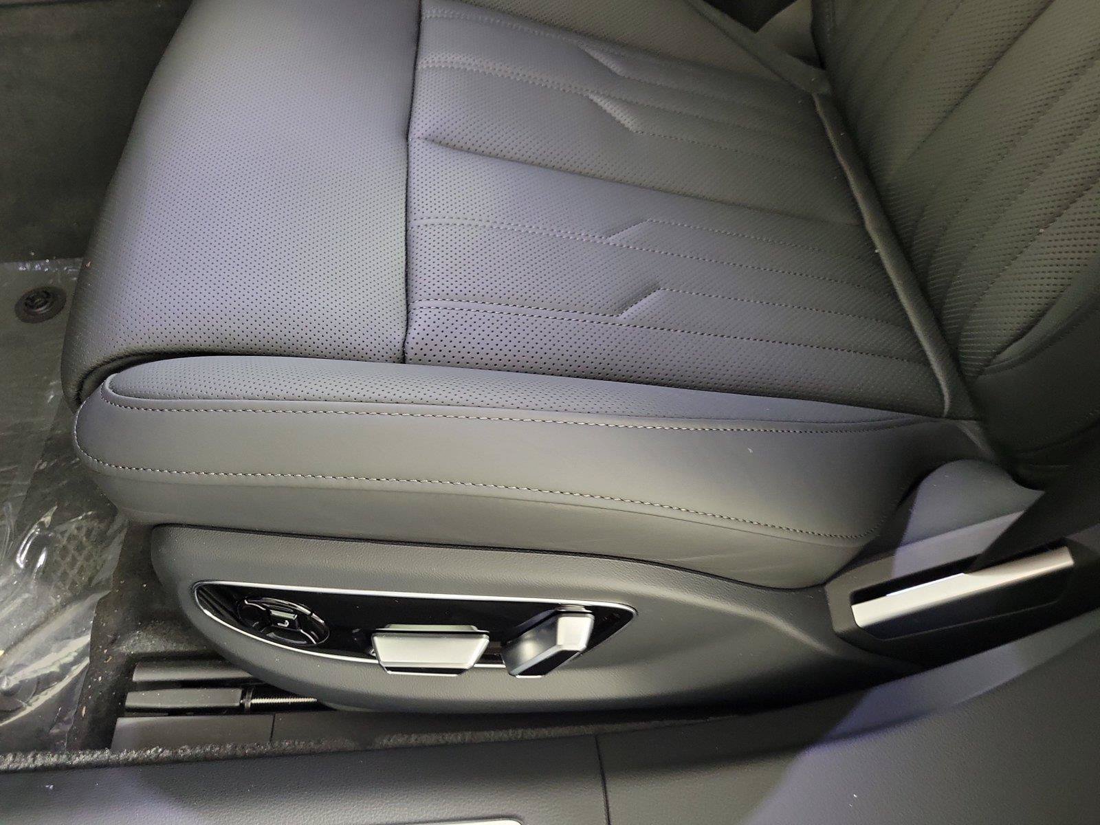 New 2027 Audi A8 L 3.0T AWD/4WD image 21
