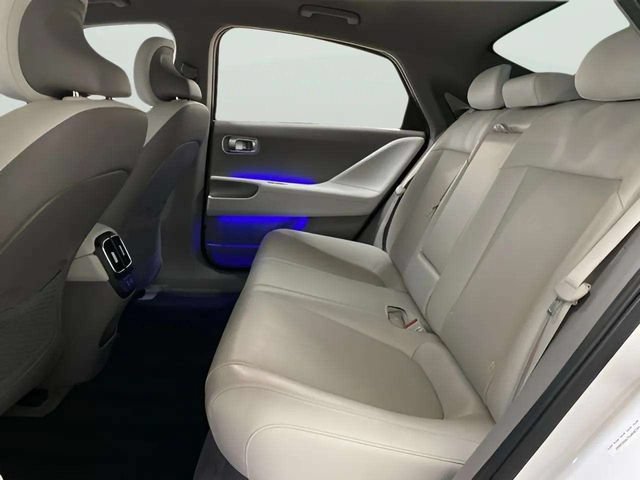 Used 2025 Hyundai Ioniq 6 SEL RWD image 64