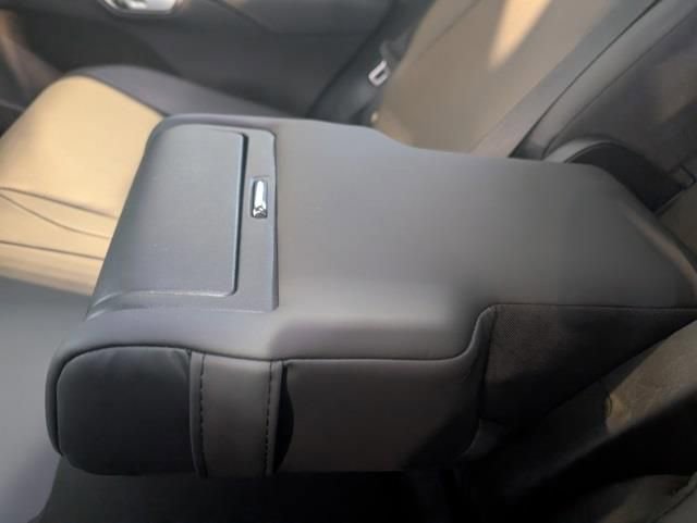 Used 2024 Lexus RX 350 Premium w/ Convenience Package image 25