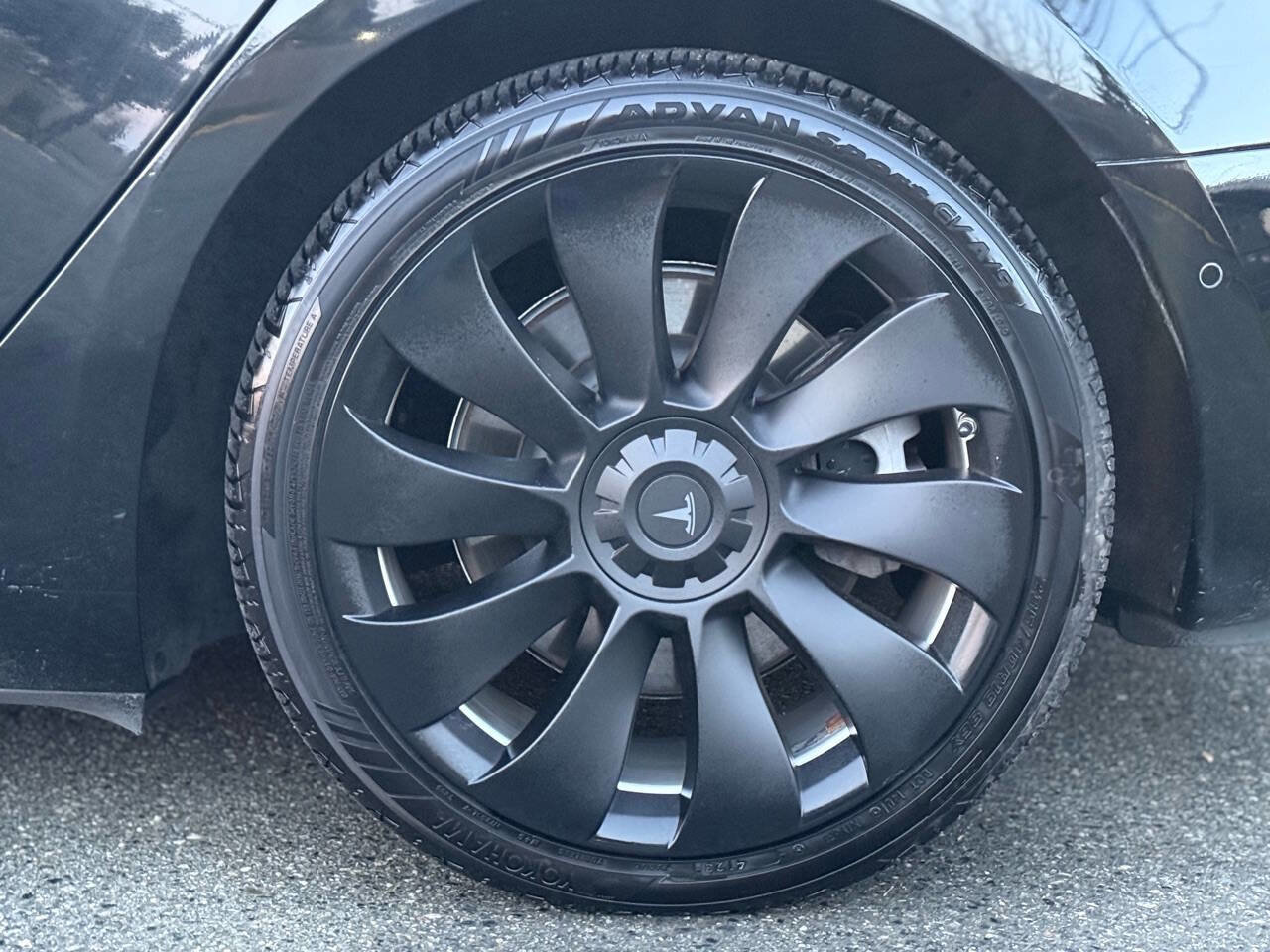 Used 2018 Tesla Model 3 Long Range image 16
