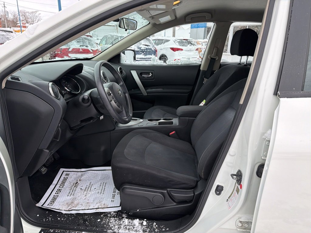 Used 2015 Nissan Rogue S w/ Convenience Package image 14