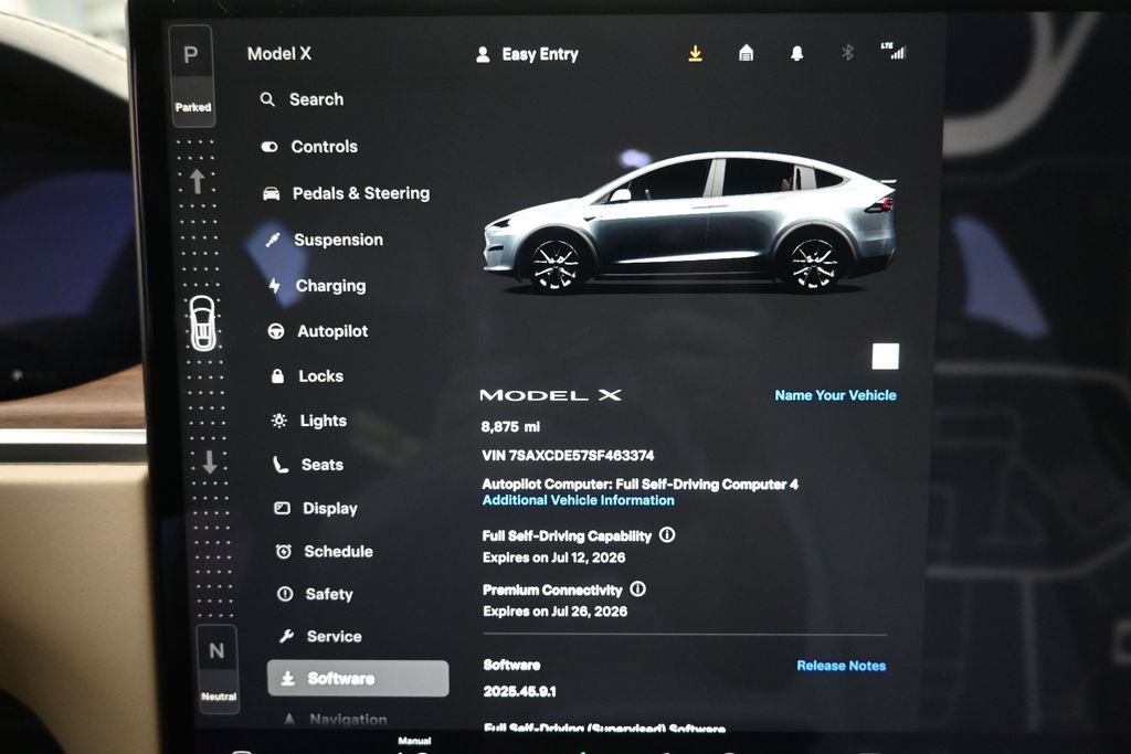 Used 2025 Tesla Model X AWD/4WD image 14