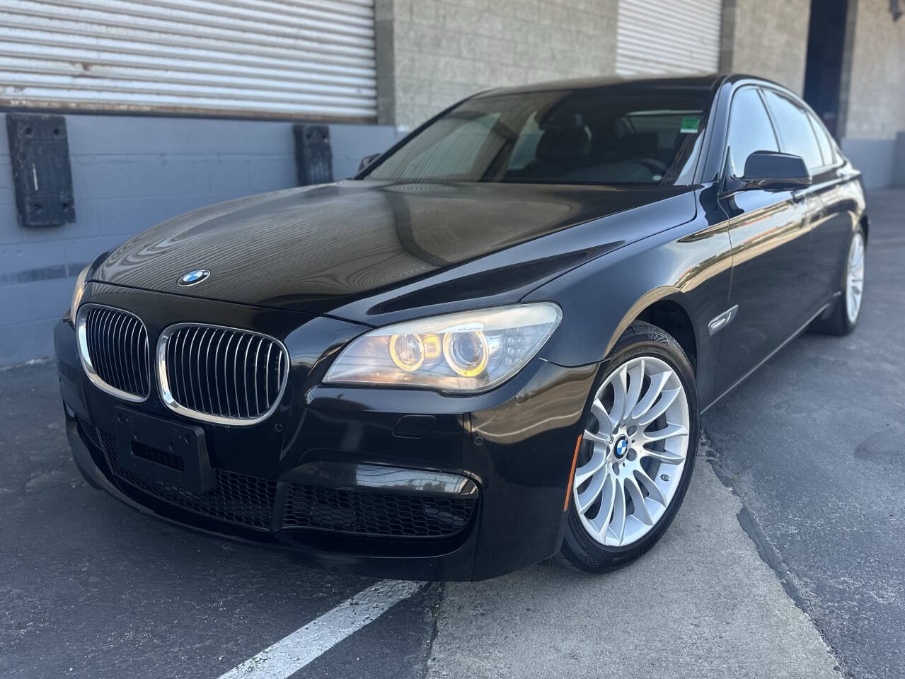Used 2012 BMW 750Li RWD image 1