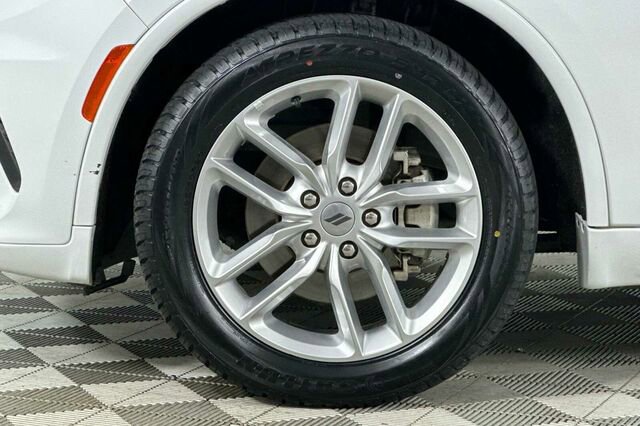 Used 2024 Dodge Durango GT image 33