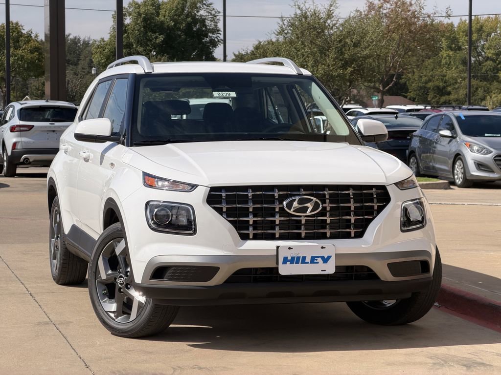 New 2026 Hyundai Venue SEL video 2