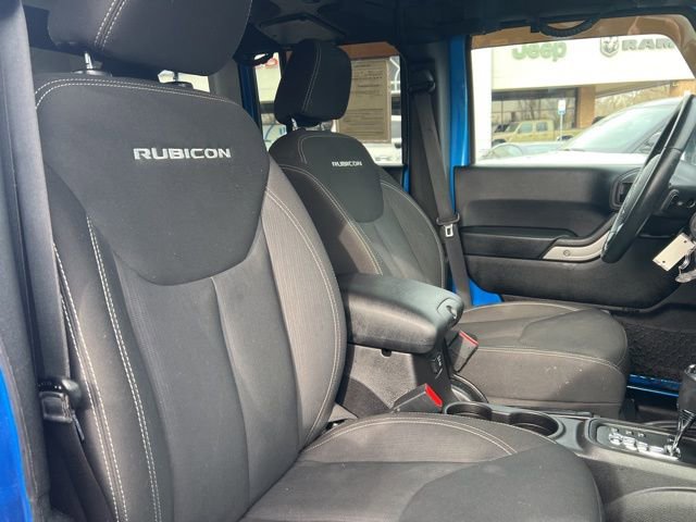 Used 2016 Jeep Wrangler Unlimited Rubicon w/ Connectivity Group image 22