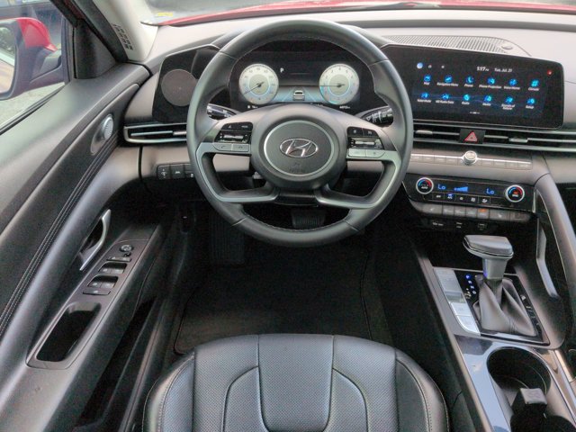 Used 2021 Hyundai Elantra Limited w/ Cargo Package FWD image 15