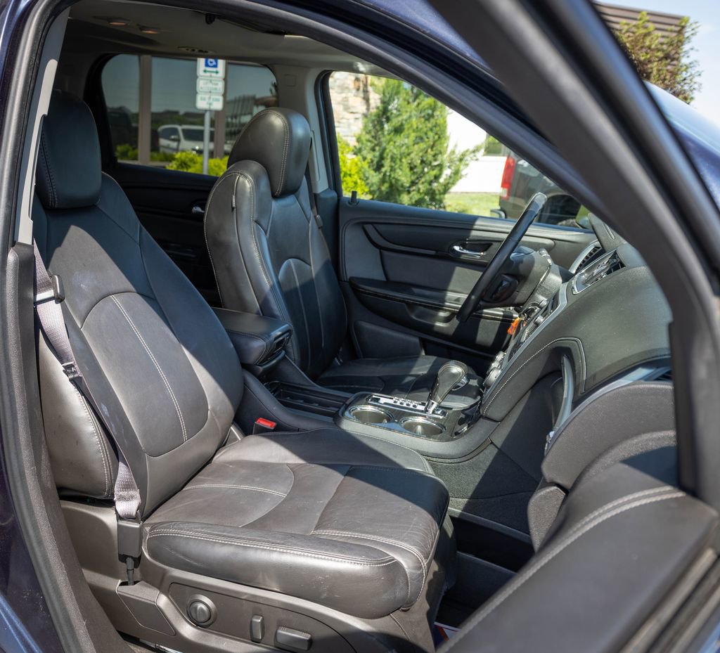Used 2015 GMC Acadia SLT w/ Open Road Package AWD/4WD image 32