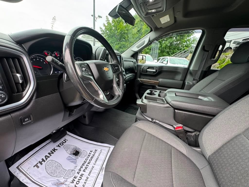 Used 2021 Chevrolet Silverado 1500 LT AWD/4WD image 16