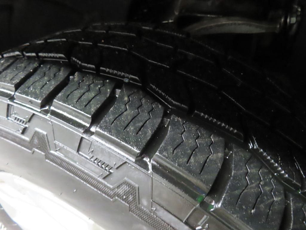 Used 2019 Chevrolet Silverado 1500 LTZ w/ LTZ Plus Package AWD/4WD image 9