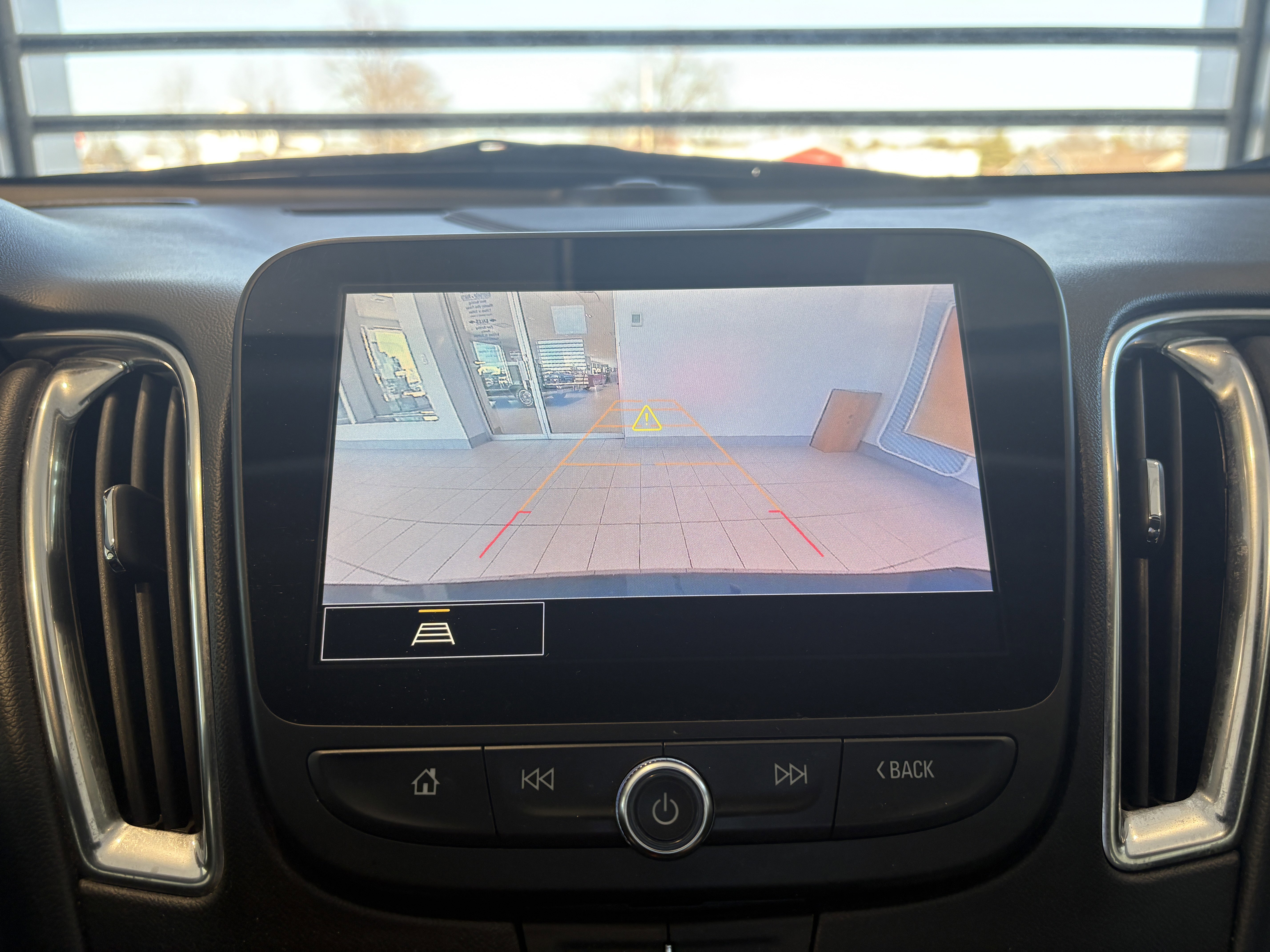 Used 2024 Chevrolet Malibu LT image 15