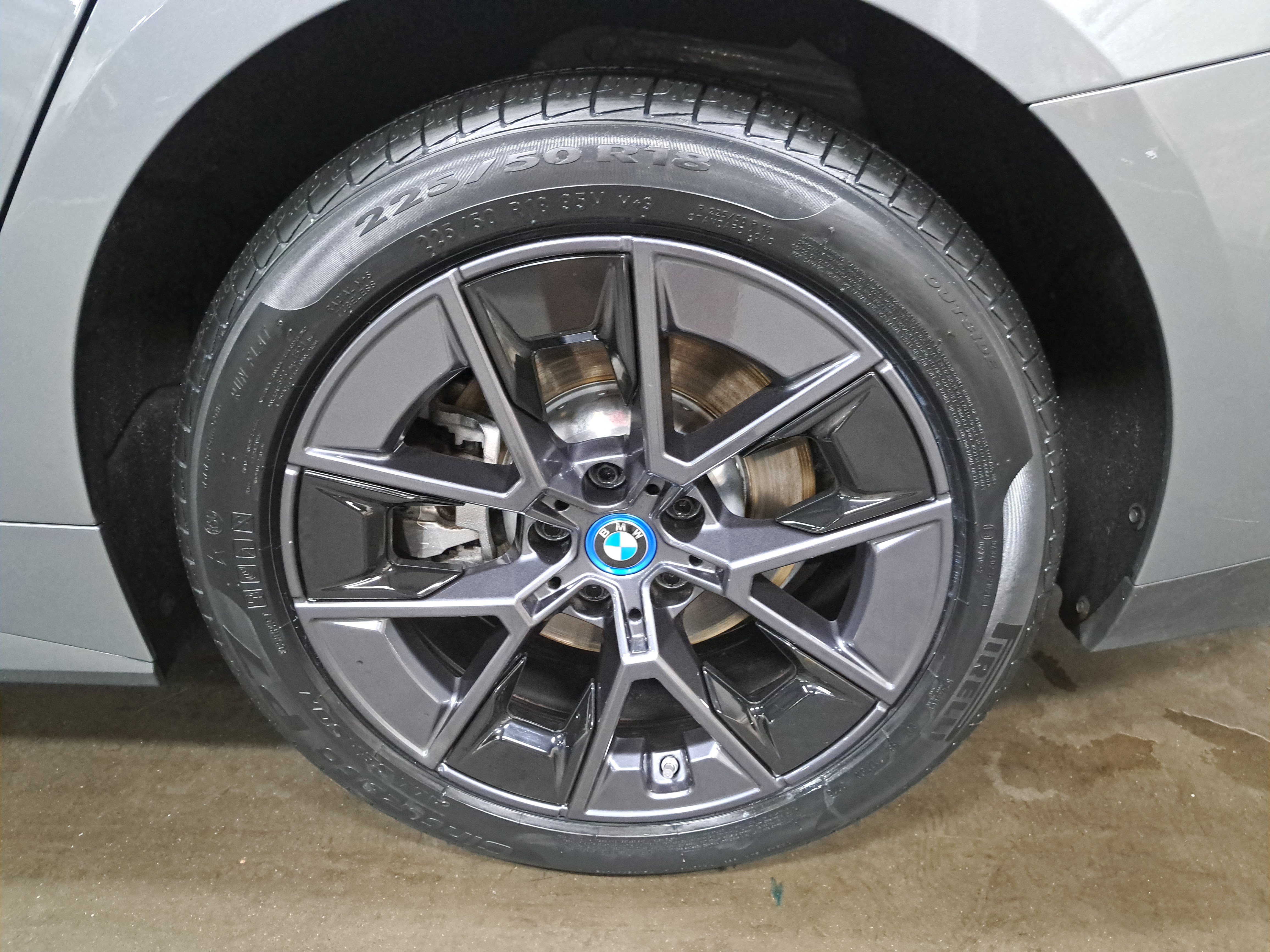 Certified 2024 BMW i4 eDrive35 w/ Premium Package RWD image 35