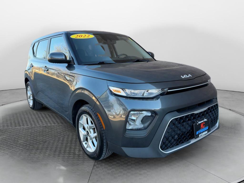 Used 2022 Kia Soul LX w/ Technology Package image 6