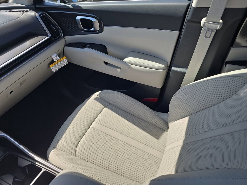 New 2026 Kia Sorento S FWD image 15