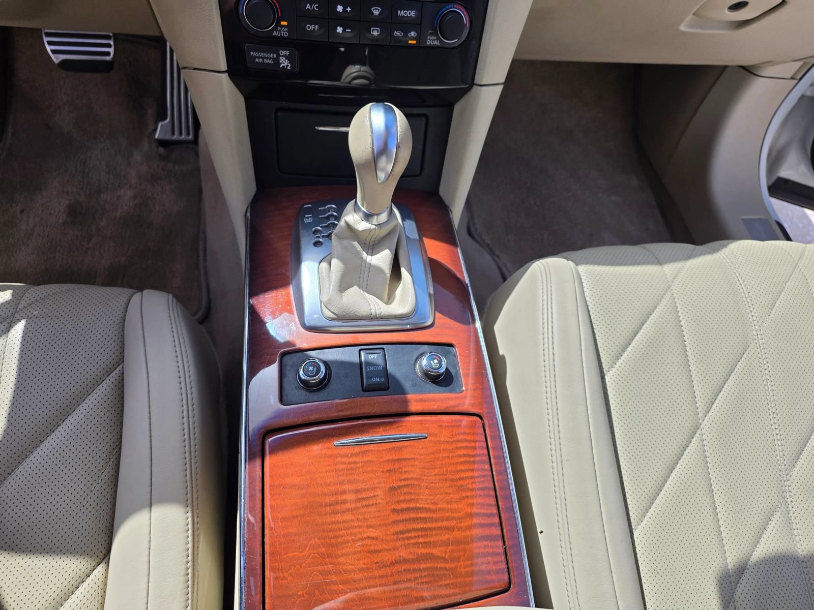 Used 2012 INFINITI FX35 2WD w/ Premium Pkg image 32