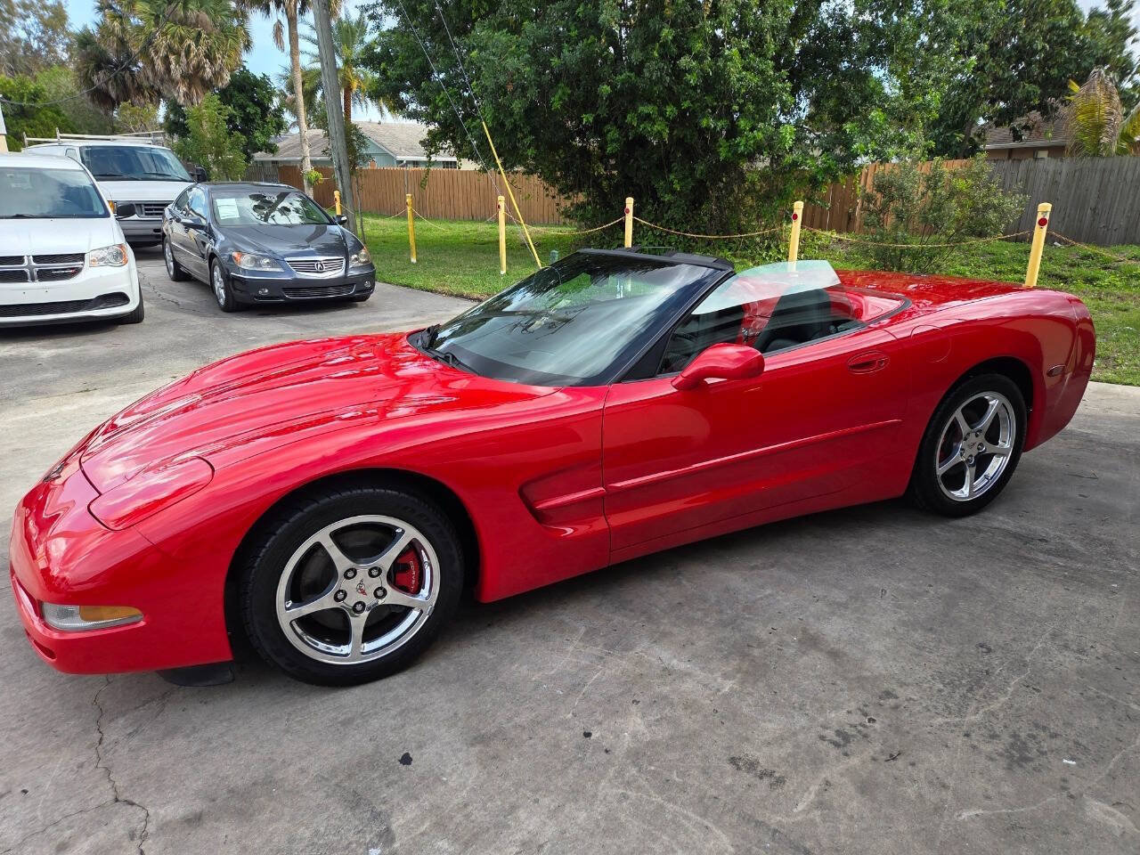 Used 2004 Chevrolet Corvette Convertible w/ Preferred Equipment Group RWD image 6