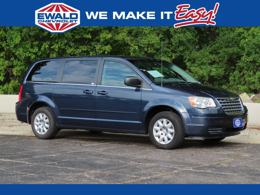Used 2009 Chrysler Town & Country LX