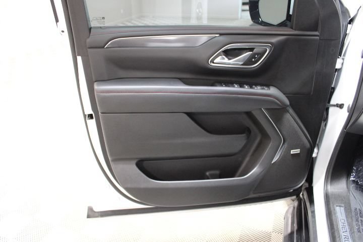Used 2023 Chevrolet Tahoe RST w/ Luxury Package AWD/4WD image 19