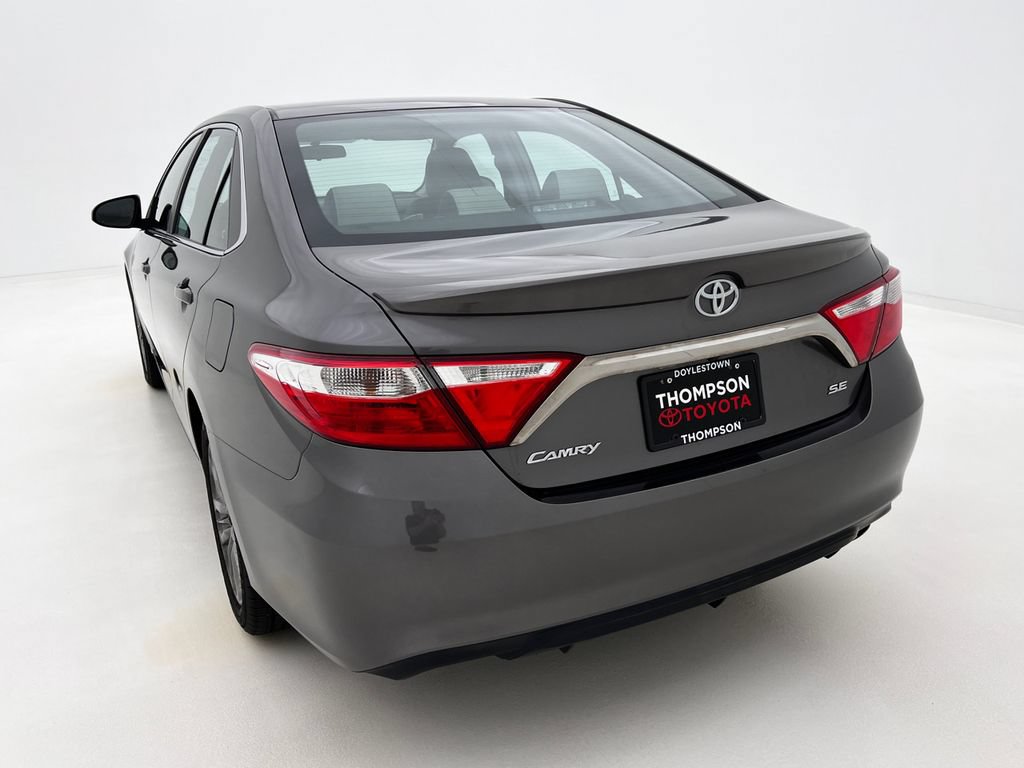 Used 2016 Toyota Camry SE FWD image 8