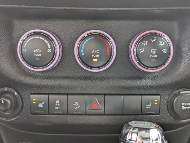 Used 2018 Jeep Wrangler Unlimited Sport S AWD/4WD image 23