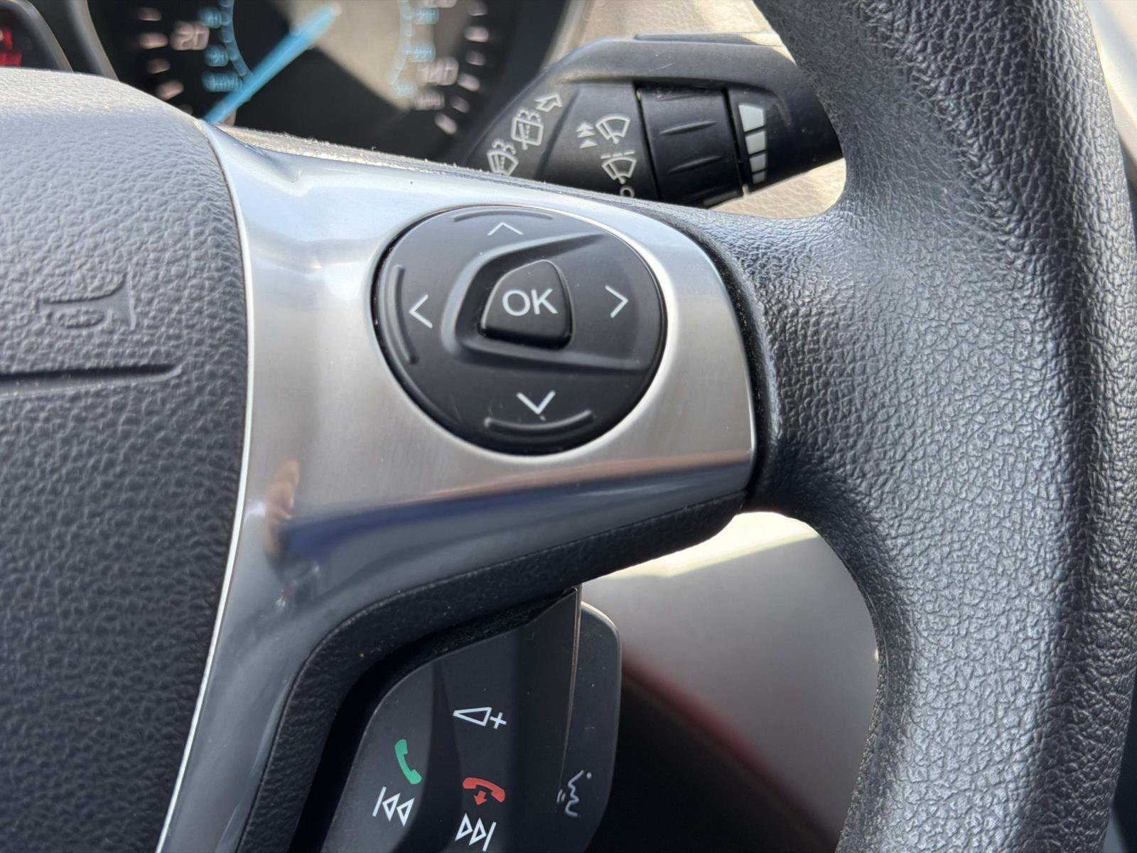 Used 2014 Ford Escape SE FWD image 18