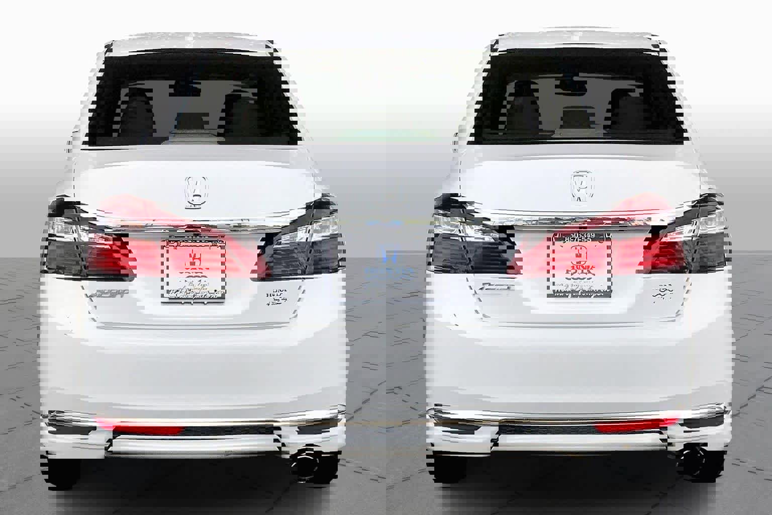 Used 2017 Honda Accord EX-L image 5