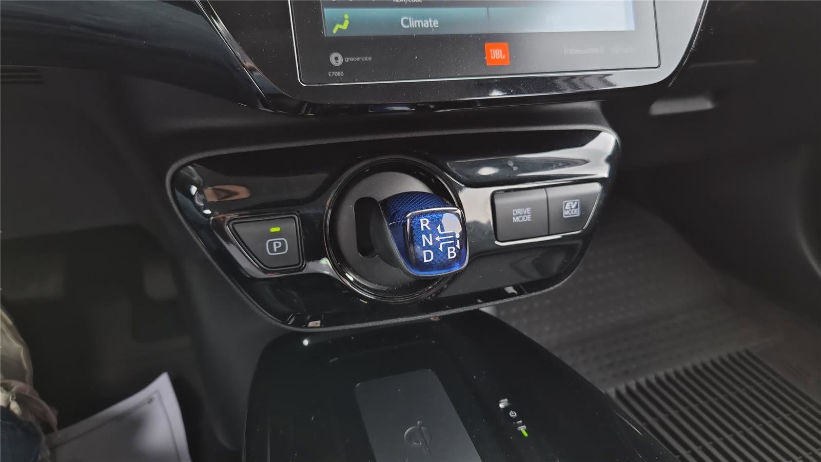 Used 2021 Toyota Prius Limited w/ Premium Convenience Package FWD image 20