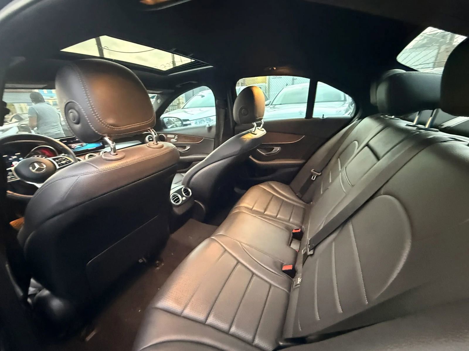 Used 2019 Mercedes-Benz C 300 Sedan w/ Premium Package image 28