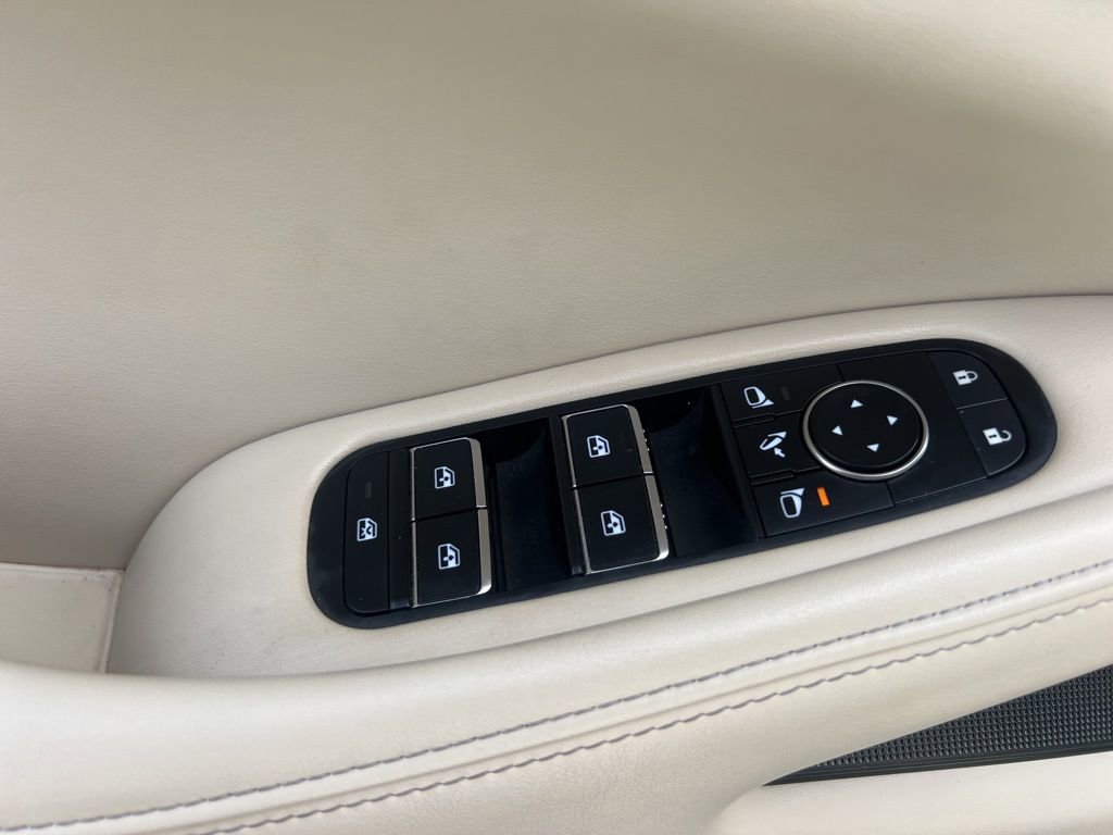 Used 2023 INFINITI QX60 Luxe AWD/4WD image 25
