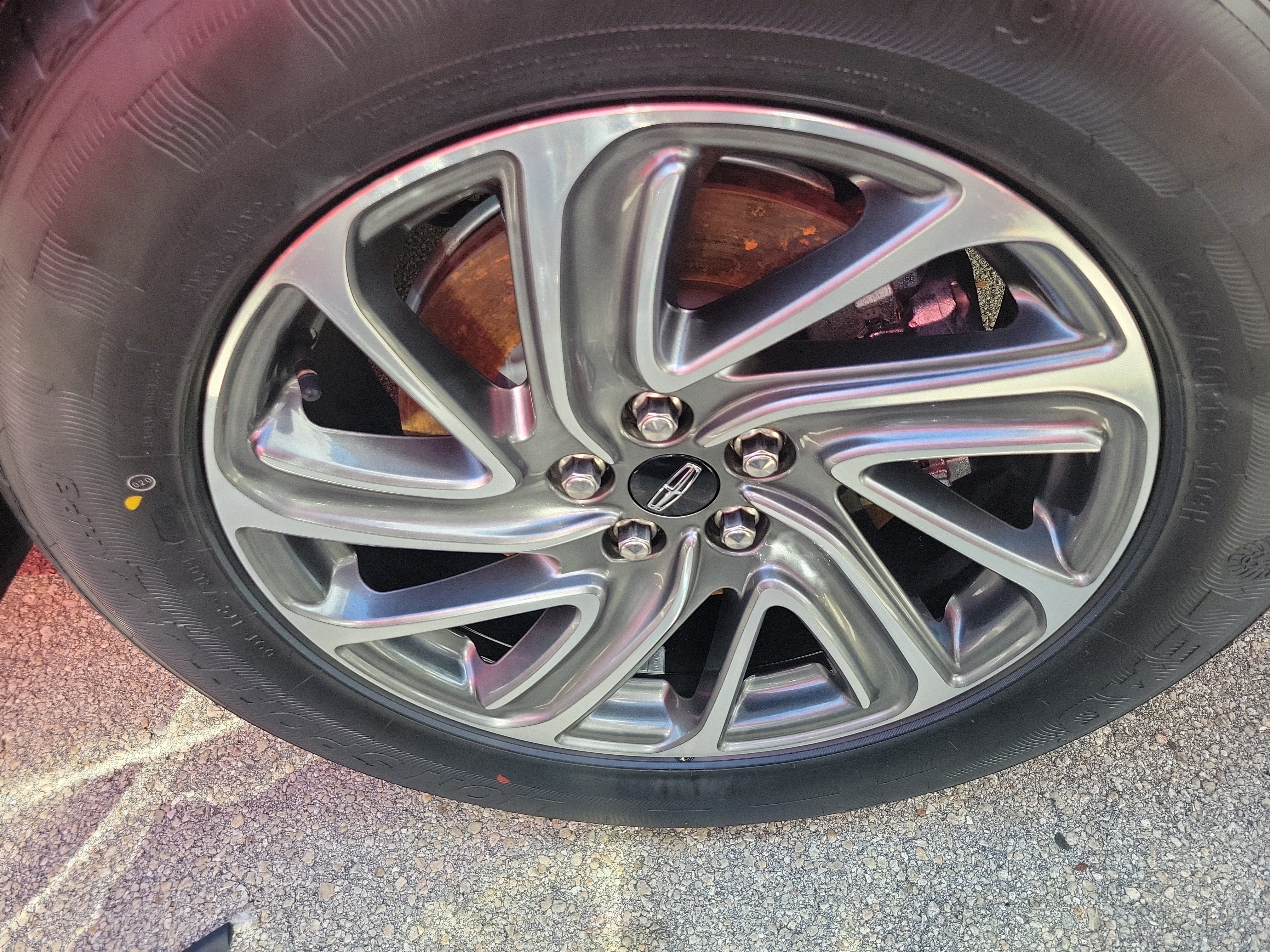 Certified 2024 Lincoln Aviator 2WD image 5