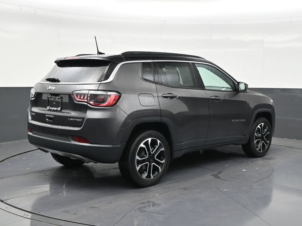 Used 2023 Jeep Compass Limited AWD/4WD image 5