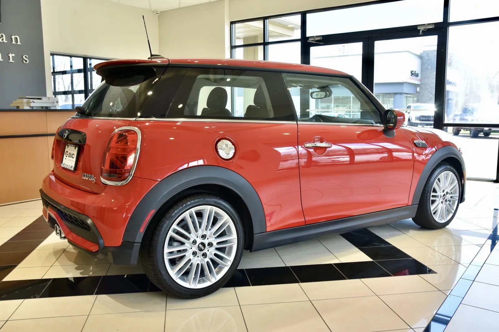 Used 2024 MINI Cooper S FWD image 6