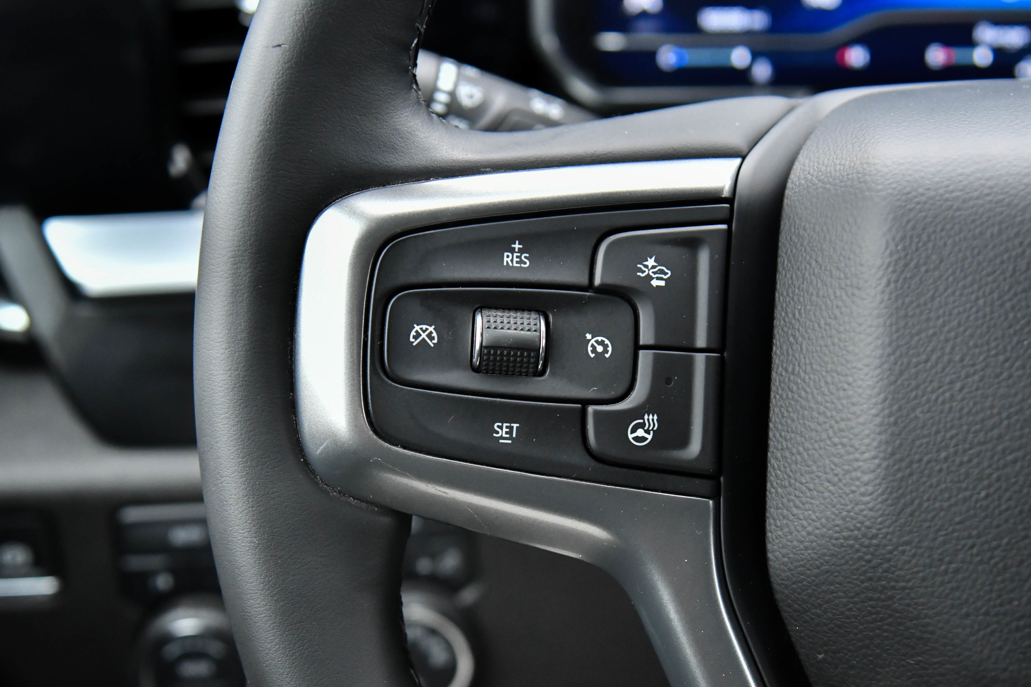 Used 2024 Chevrolet Silverado 1500 LT image 30