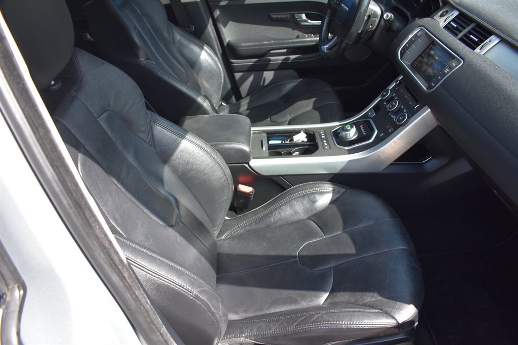 Used 2015 Land Rover Range Rover Evoque Pure Plus image 10