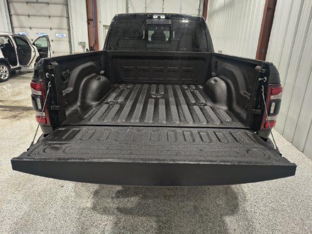 Used 2024 RAM 2500 Laramie w/ Night Edition AWD/4WD image 17