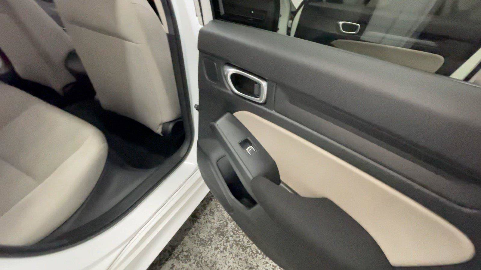 Used 2024 Honda Civic LX image 25