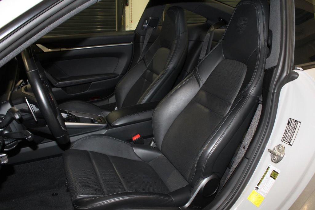 Certified 2024 Porsche 911 Carrera S RWD image 5