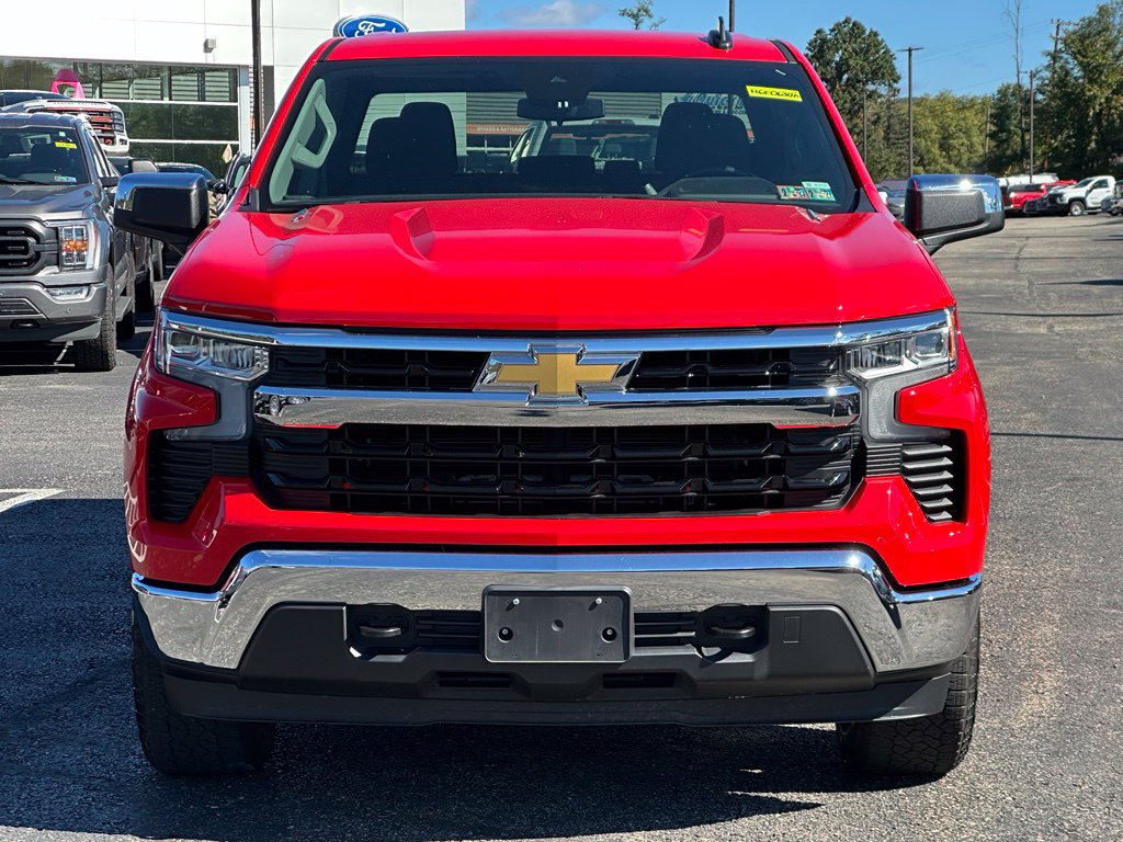 Used 2025 Chevrolet Silverado 1500 LT AWD/4WD image 23
