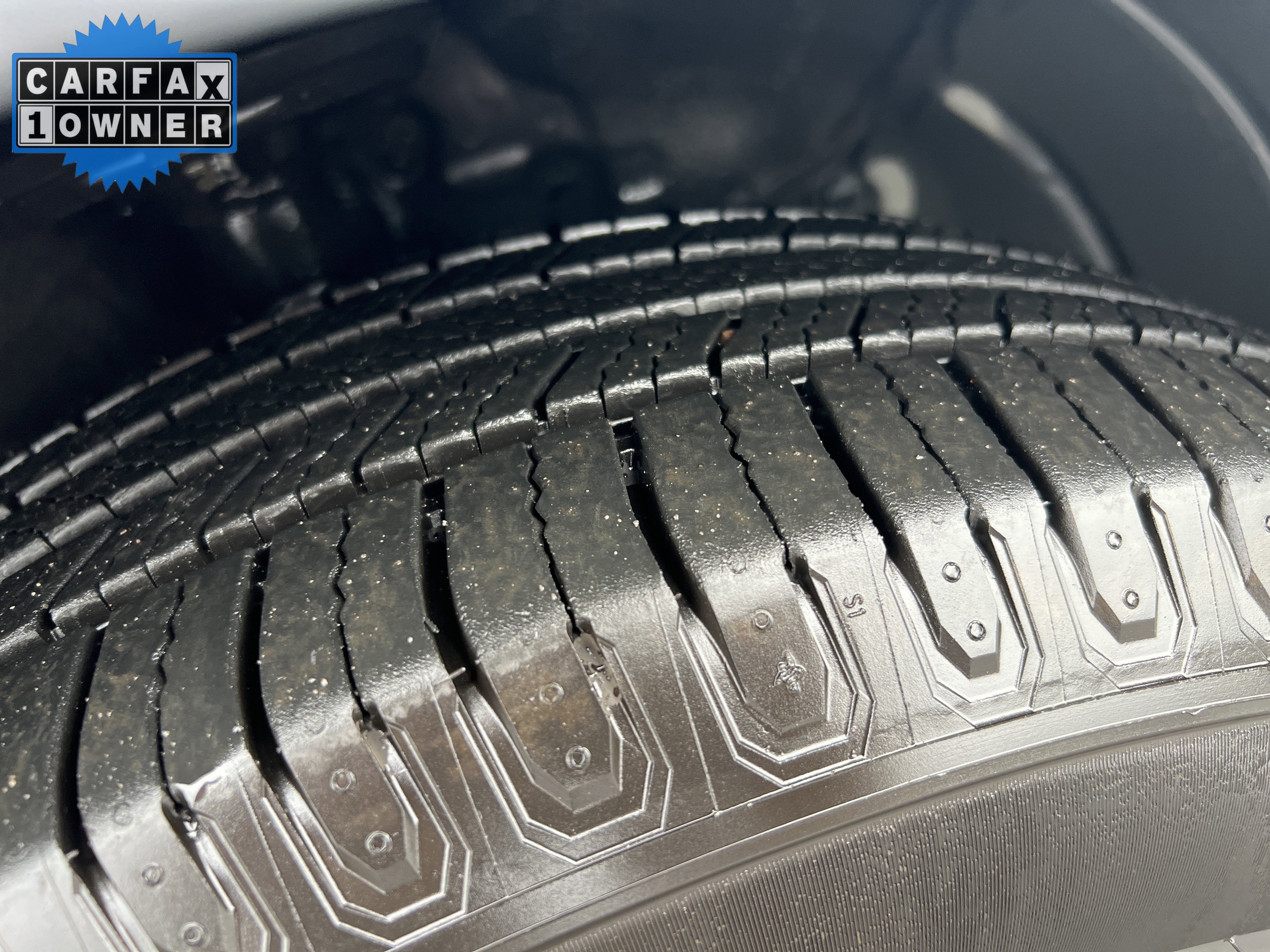 Used 2018 Honda CR-V LX image 12