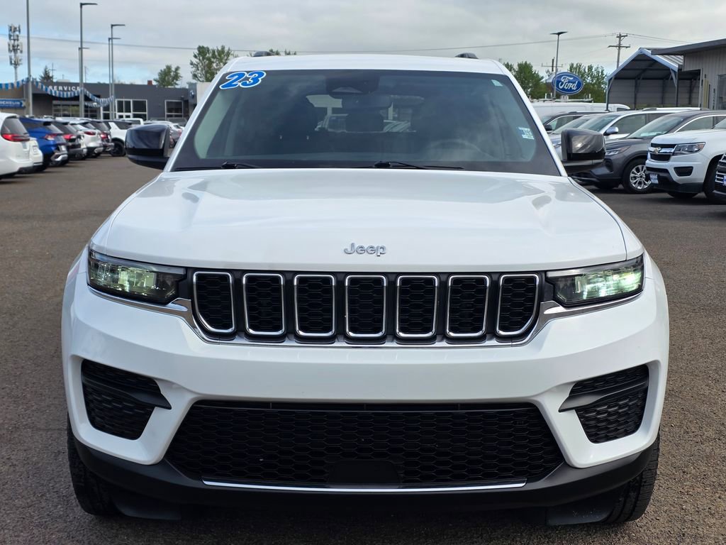 Used 2023 Jeep Grand Cherokee Laredo w/ Luxury Tech Group I image 6