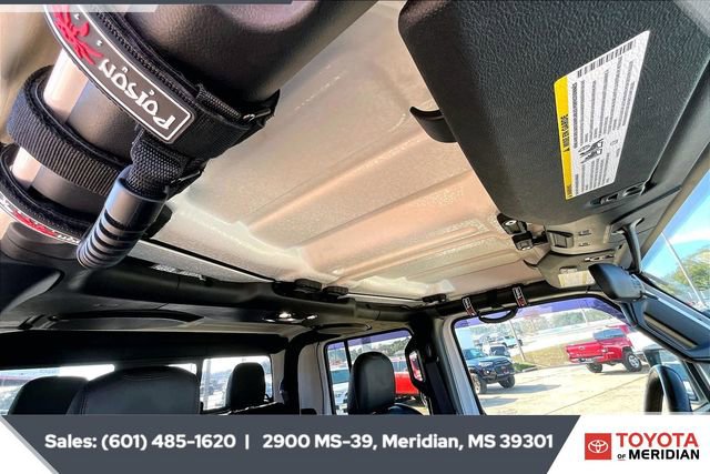 Used 2020 Jeep Gladiator Overland w/ Cold Weather Group image 16