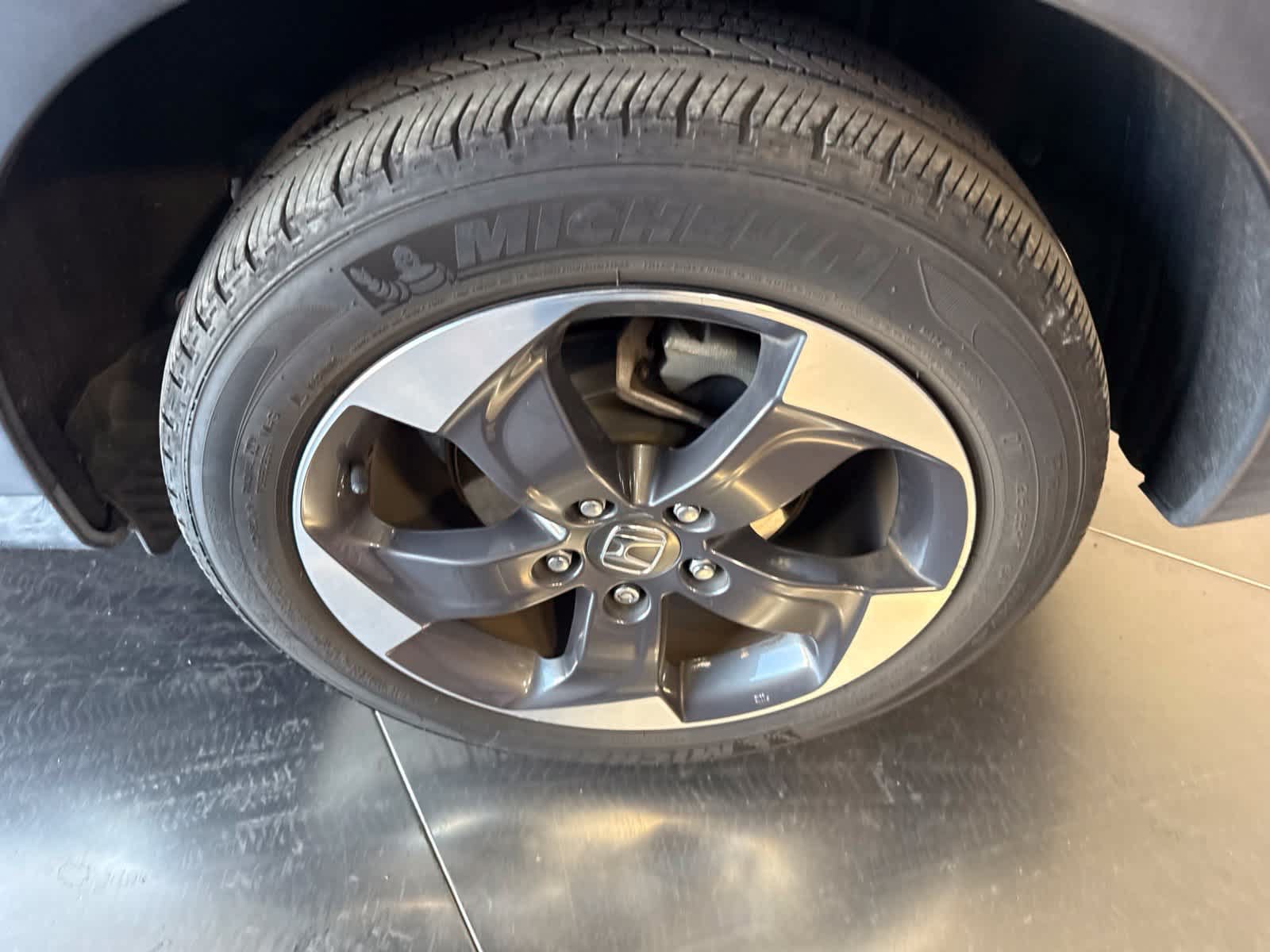 Used 2018 Honda HR-V EX image 9
