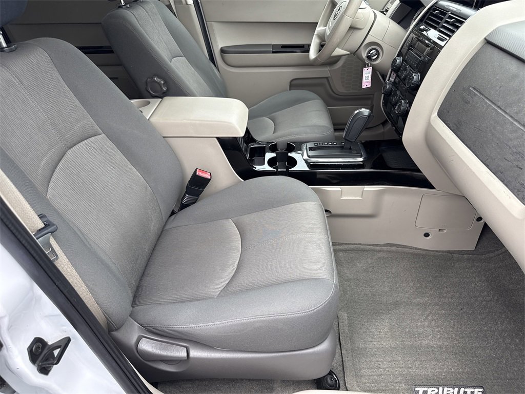 Used 2008 MAZDA Tribute i w/ Cargo Area Cover Pkg image 34