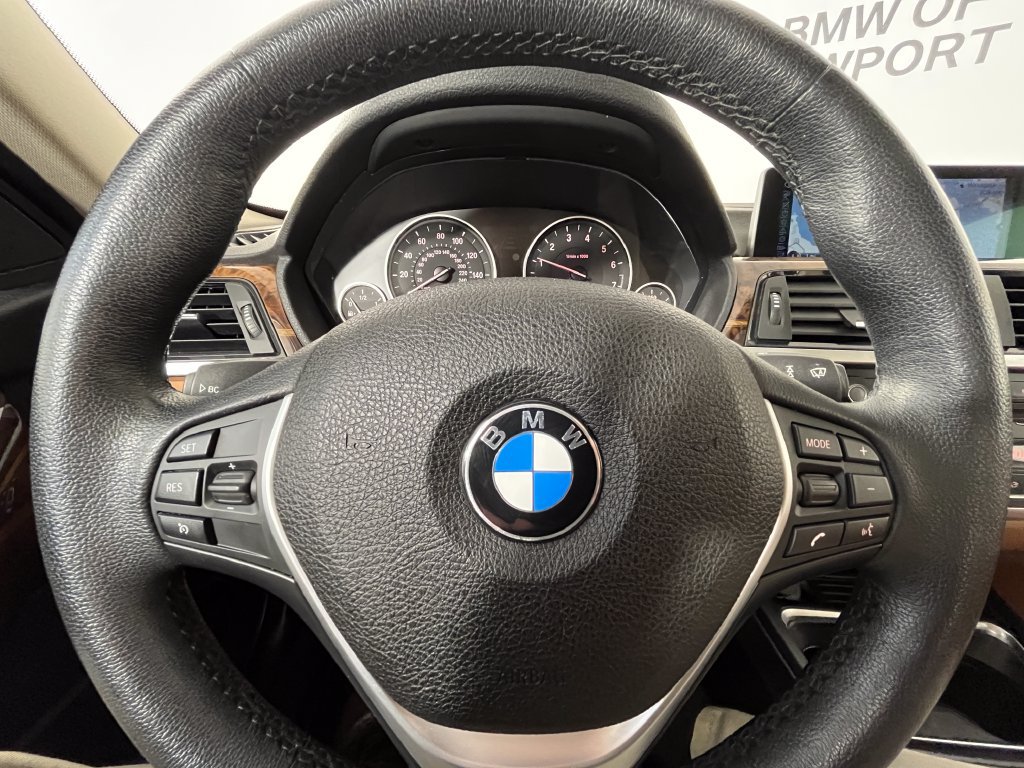 Used 2014 BMW 328i xDrive Sedan AWD/4WD image 13