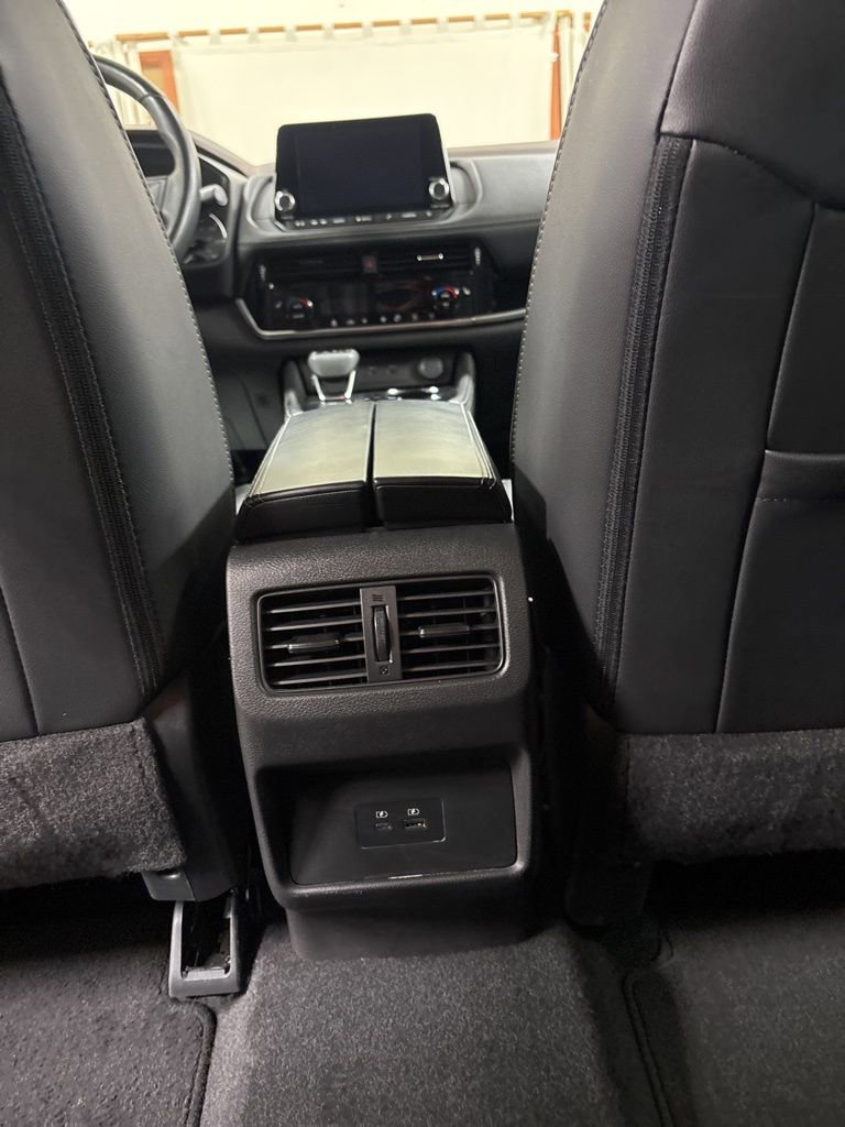 Used 2023 Nissan Rogue SL AWD/4WD image 20