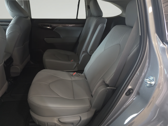 New 2026 Toyota Highlander Limited AWD/4WD image 26