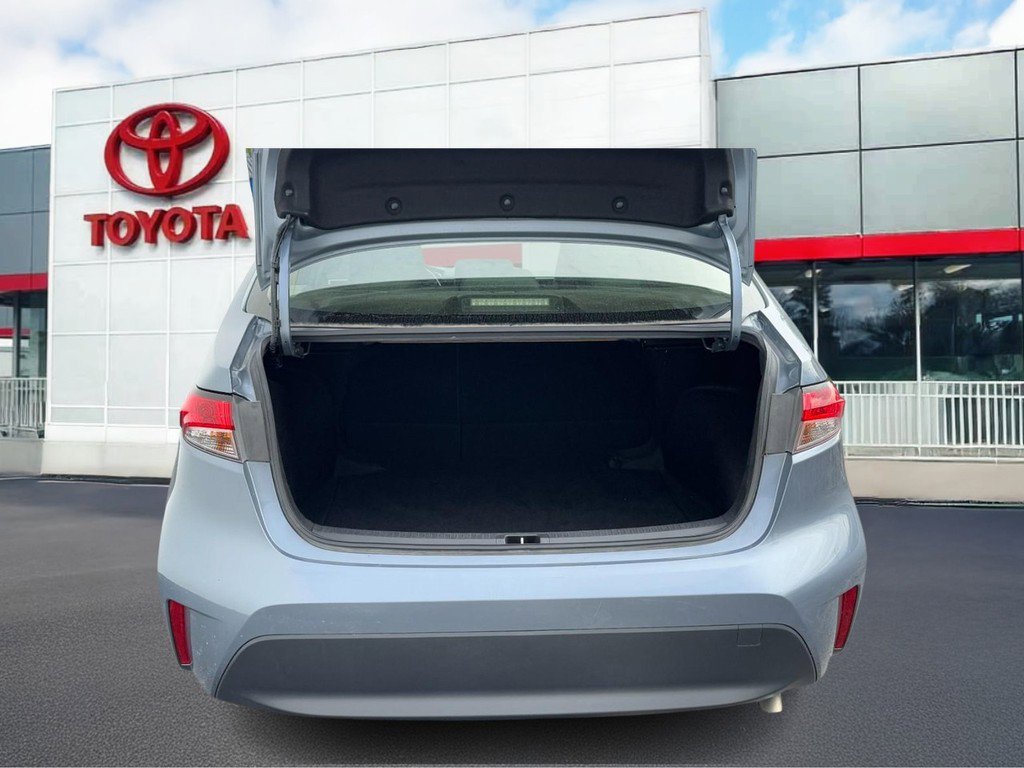 Used 2023 Toyota Corolla Hybrid Sedan image 9