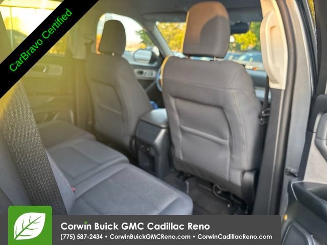Used 2025 Ford Explorer Active AWD/4WD image 30