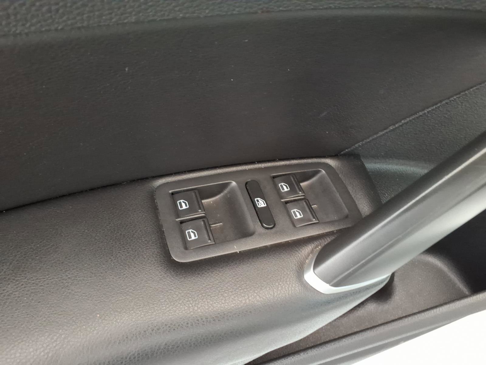 Used 2020 Volkswagen Passat 2.0T SE image 20