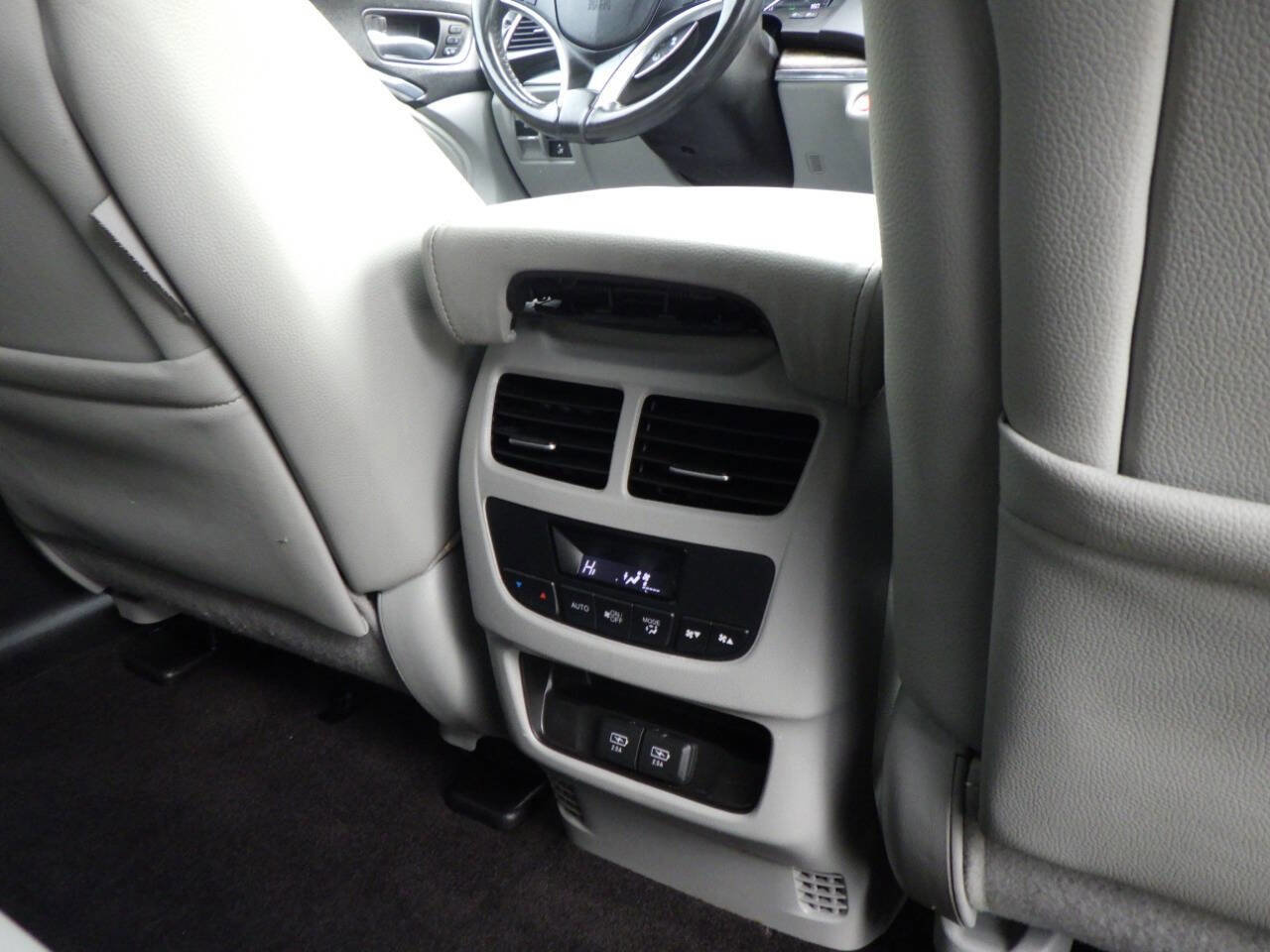 Used 2020 Acura MDX SH-AWD w/ Technology Package image 24